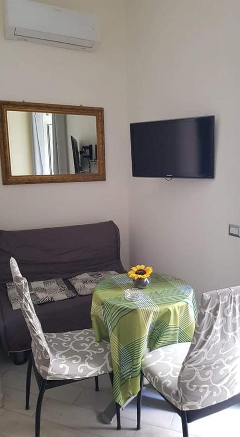 Giardinetto A Toledo Apartments Napoli Eksteriør billede